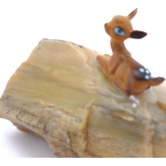 Paperweight, Vintage Deer Figurine Novelty, Gifts, Collectibles, Bambi - Picture 5 of 5